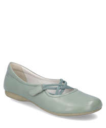 Elegantes zapatos de bailarina verdes de cuero liso con práctico cierre de velcro. El tacón plano beige y las correas decorativas aportan comodidad y estilo.