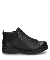 Chaussure noire en cuir avec lacets coutures visibles et semelle robuste. La chaussure offre un look moderne avec une structure discrète et un ajustement confortable.