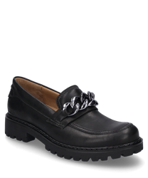 Zwarte leren halfhoge schoen met elastische sluiting en opvallende kettingdecoratie op de wreef. De robuuste zool biedt extra grip en comfort.