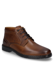 Scarpa stringata in pelle color cognac. La scarpa ha una superficie liscia e cuciture decorative discrete sui lati.