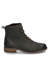 La bota en color Bosco está hecha de cuero de alta calidad y cuenta con un sistema de cordones para un ajuste óptimo. El zapato tiene una suela robusta y es ideal para una apariencia elegante y cómoda.