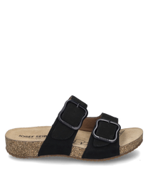 La sandalo nera è realizzata in materiale morbido e presenta due ampie cinghie con chiusura in velcro. Ha una comoda suola in sughero e un design semplice ed elegante.