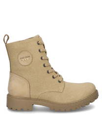 Botas beige con cordones de material de lona resistente. El zapato presenta un logotipo de la marca en el lateral y un talón reforzado de imitación de cuero para mayor sujeción.