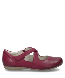 Berry-colored ballerina shoes made of smooth leather with Velcro closure and subtle logo embossing on the side. The shoe features a flat comfortable sole and an elegant cut making it ideal for everyday wear.
