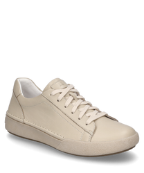 Une sneaker couleur sable avec lacets fabriquée en matériau lisse. La chaussure a un look simple et élégant avec une semelle légèrement profilée.