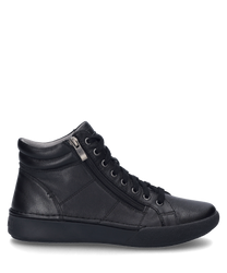 La sneaker di colore nero è realizzata in pelle liscia e presenta una chiusura con lacci e una cerniera laterale. La robusta suola nera offre ulteriore supporto e comfort.
