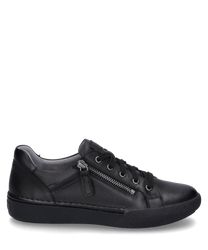 The sneaker in black-black impresses with its elegant black leather design and features practical lacing as well as a side zipper for added comfort.