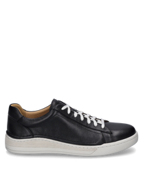 The sneaker is black and made of smooth leather featuring a white sole and light-colored laces. The shoe has a classic sporty look and is ideal for everyday wear.