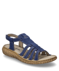 Sandale bleue avec fermeture Velcro fabriquée en cuir avec des coutures visibles. La semelle beige et flexible offre du confort tandis que les lanières ouvertes assurent une bonne respirabilité.