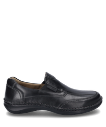 The black slip-on is made of smooth leather and features a practical elastic band as a closure. The shoe is characterized by its simple design and comfortable fit.
