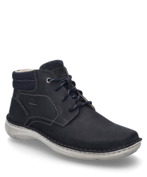 Die dunkelblau-kombinierte Stiefelette besteht aus hochwertigem Leder mit einer feinen Schnürung. Besondere Merkmale sind die kontrastierenden Nähte und die robuste helle Sohle die für einen modernen Look sorgt.