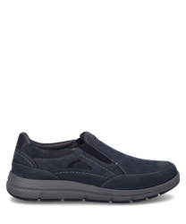 Zapatilla de cuero color índigo con elástico que permite una entrada cómoda. El zapato tiene una suela gris robusta y finos detalles de costura para un aspecto elegante.