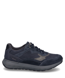 Ce sneaker de couleur Ocean-Kombi est fabriqué en cuir de haute qualité et en daim avec un laçage solide comme fermeture. Les teintes bleu marine et grises lui confèrent un look élégant idéal pour des tenues décontractées et stylées.