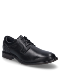La chaussure noire en cuir dispose d'un laçage classique et d'une semelle plate robuste. La chaussure a un design élégant avec des coutures discrètes et convient parfaitement aux occasions formelles.