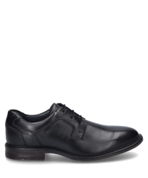 La chaussure noire en cuir dispose d'un laçage classique et d'une semelle plate robuste. La chaussure a un design élégant avec des coutures discrètes et convient parfaitement aux occasions formelles.