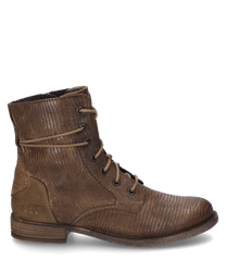 The boot in camel color is made of a textured material with visible lacing. The shoe has a sturdy slightly worn look that gives it a special charm.
