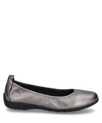 Eleganter Ballerina in der Farbe Basalt mit einem metallischen Glanz gefertigt aus glattem Material. Der Schuh verfügt über einen praktischen Gummizugverschluss für eine bequeme Passform.