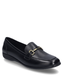 Bailarina negra con elástico fabricada en cuero liso. Se caracteriza por un diseño minimalista y un cierre elegante.