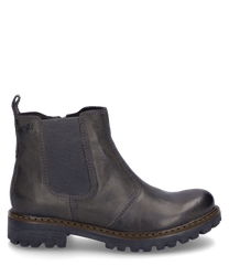La bota de cuero en color oliva cuenta con una cremallera lateral y una suela robusta y perfilada. El zapato ofrece un panel elástico para mayor comodidad y un talón reforzado para más estabilidad.