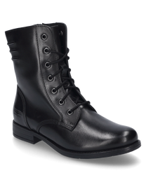 La bottine noire en cuir présente un laçage classique et un petit talon idéale pour un look élégant et confortable. Le logo discret sur le talon ajoute une touche spéciale à la chaussure.