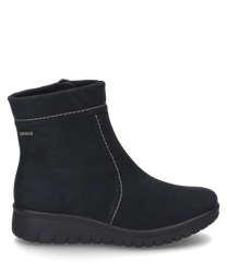 Die schwarze Stiefelette besteht aus einem glatten Material und besitzt einen praktischen Reißverschluss an der Seite. Auffällig sind die feinen Ziernähte die dem Schuh ein elegantes Aussehen verleihen.