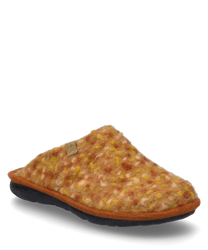 The house slipper in orange-multi is made of soft felt-like material and has no fasteners. It features a colorful mottled pattern and a durable dark sole.