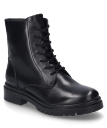 La botte noire est fabriquée en cuir lisse et dispose d'un laçage robuste. La chaussure a une ligne claire et une semelle profilée pour un soutien supplémentaire.