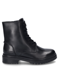 La botte noire est fabriquée en cuir lisse et dispose d'un laçage robuste. La chaussure a une ligne claire et une semelle profilée pour un soutien supplémentaire.