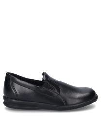 Chausson noir avec un aspect cuir lisse et un élastique latéral pour un enfilage et un retrait faciles. La chaussure a un design simple et élégant idéale pour l'intérieur.