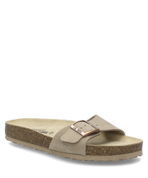 Beige Sandale mit breitem Riemen und Schnalle. Die Sandale hat eine Korksohle und bietet einen natürlichen Look.