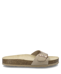 Beige Sandale mit breitem Riemen und Schnalle. Die Sandale hat eine Korksohle und bietet einen natürlichen Look.