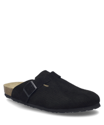 Ein schwarzer Clog mit einer bequemen Korksohle und einer verstellbaren Schnalle als Verschluss. Das Obermaterial besteht aus einem weichen leicht strukturierten Stoff der dem Schuh einen eleganten Look verleiht.