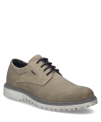 La chaussure basse en beige combiné se présente avec un laçage classique. La tige est en cuir de haute qualité légèrement texturé ce qui donne à la chaussure une note élégante et décontractée à la fois.