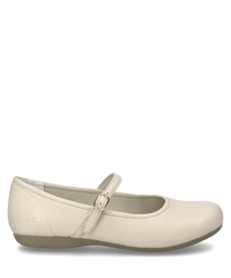 Ein eleganter ceramic-farbener Ballerina-Schuh aus hochwertigem Material verziert mit einer praktischen Schnalle. Der Schuh bietet eine schlichte klassische Optik und eignet sich ideal für verschiedene Anlässe.