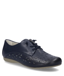 The half shoe in the color "ocean" is made of smooth leather and features lacing. Notable are the decorative floral pattern cutouts on the sides.
