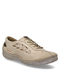 El zapato semiabierto beige de cuero cuenta con un sistema de cordones y patrones recortados en los laterales. El zapato ofrece un ajuste cómodo y una discreta marca en el exterior.