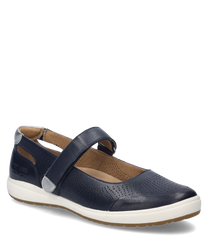 The half shoe in the color indigo combination is made of high-quality leather and features a practical Velcro closure. Special features include the perforated surface and silver accents on the heel.