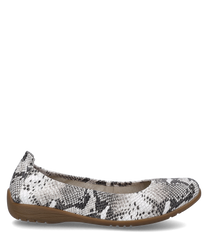 La scarpa ballerina bianco-nera ha un vistoso motivo in pelle di serpente ed è realizzata in un materiale morbido e flessibile. È dotata di un elastico che garantisce una vestibilità confortevole.