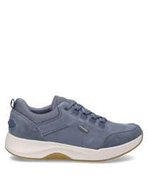 The sneaker is in a denim blue color and features lacing. The material combines smooth leather with breathable mesh inserts for optimal comfort.