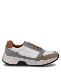 La sneaker en couleurs naturelles-multi est composée de différents matériaux dont du daim clair et un tissu lisse. Il dispose d'un laçage et se distingue par des détails de couleur contrastés en blanc gris et beige.