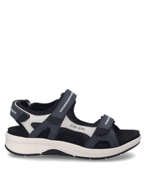 La sandalo in blu scuro-multicolore presenta un design sportivo con chiusura in velcro ed è realizzato in materiale di alta qualità. La scarpa offre una struttura aperta e confortevole ideale per le giornate calde.