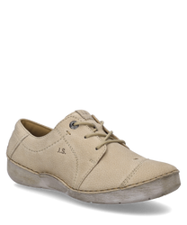 De halfhoge schoen is beige en gemaakt van een gestructureerd materiaal dat robuust en stijlvol oogt. Hij heeft een vetersluiting en toont een subtiel logo aan de zijkant.