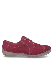 La chaussure basse est fabriquée en cuir de couleur orchidée et possède un laçage. Les coutures contrastantes et la semelle claire et confortable sont particulièrement remarquables.