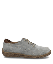 El zapato semiabierto en combinación de gris se presenta con una parte superior de ante suave y un sistema de cordones. Las características especiales son las perforaciones decorativas en el costado y la suela robusta y ligeramente estructurada.