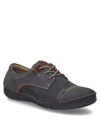 The half shoe in titanium combination color is made of a textured material with striking seams and brown accents. It features lacing and a sturdy sole for added comfort.