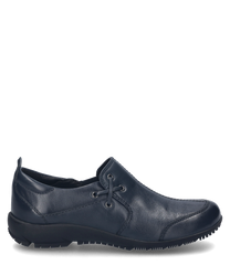 Una scarpa elegante in colore Oceano con una pratica fascia in gomma come chiusura. La scarpa è realizzata in pelle liscia e ha una suola robusta per un comfort aggiuntivo.