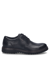 The black leather derby shoe features a classic lace-up design and a sturdy textured sole. The shoe has a subtle logo on the side and is ideal for an elegant yet comfortable appearance.