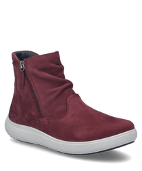 Die abgebildete Stiefelette in kräftigem Rot ist aus weichem Leder gefertigt und verfügt über einen praktischen Reißverschluss an der Seite. Der Schuh hat eine helle kontrastreiche Sohle und bietet sowohl Stil als auch Komfort für den Alltag.