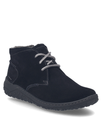 El zapato negro de media altura de suave ante cuenta con un cordón gris claro y una suela de goma robusta. Las características especiales son las costuras en contraste y el discreto logo en el lateral.