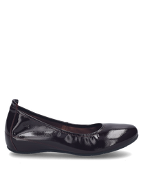 Elegante Ballerina in bordeaux mit glänzendem Finish und Gummizug für einen bequemen Sitz. Der Schuh besteht aus hochwertigem Material das einen stilvollen und modernen Look verleiht.